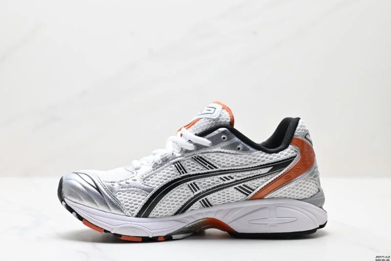 Sporty Asics Shoes 3748