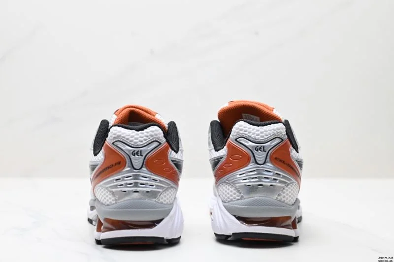 Sporty Asics Shoes 3748