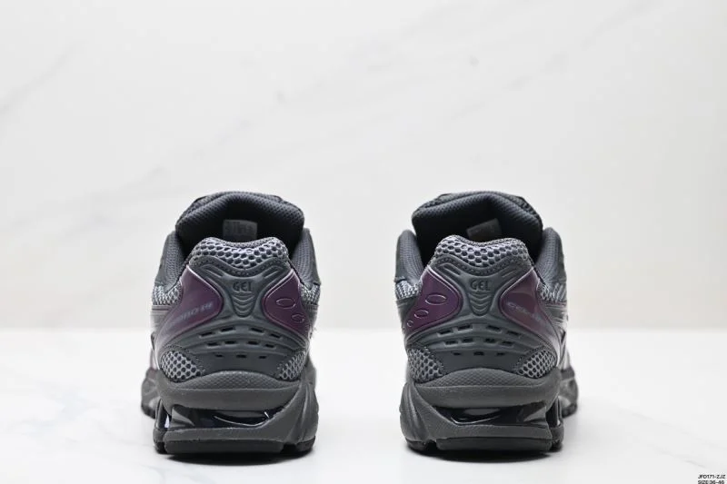 ZipUp Asics Shoes 3743