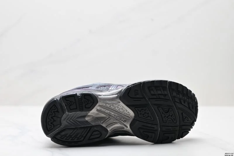 ZipUp Asics Shoes 3743