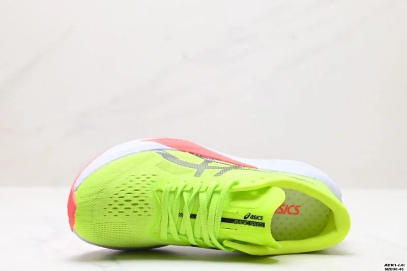 Flexible Asics Shoes 3767