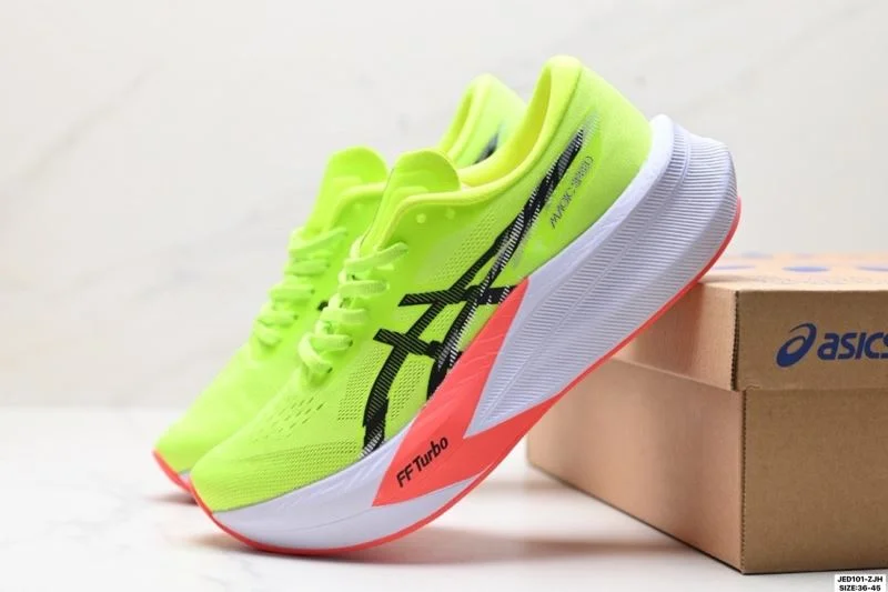 Flexible Asics Shoes 3767