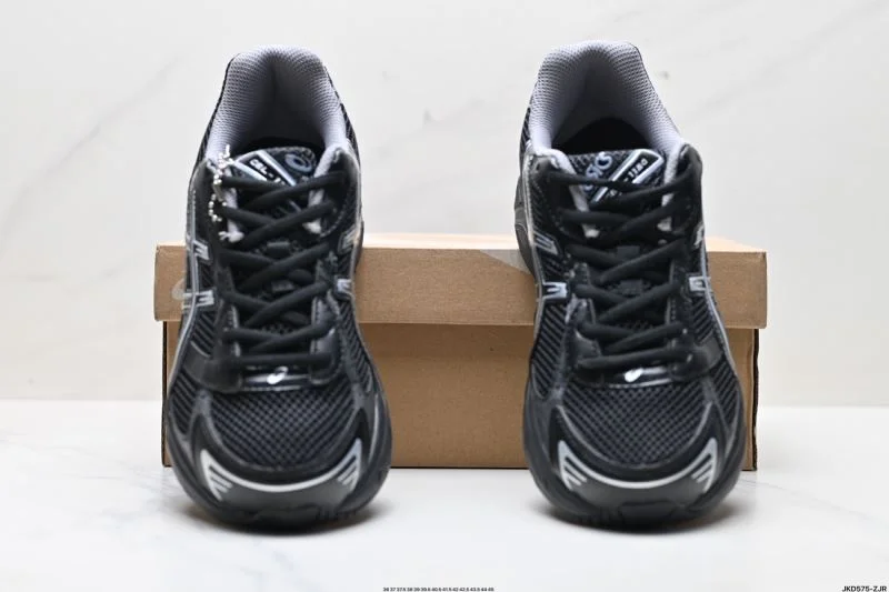 Asics Shoes WrinkleFree 3722
