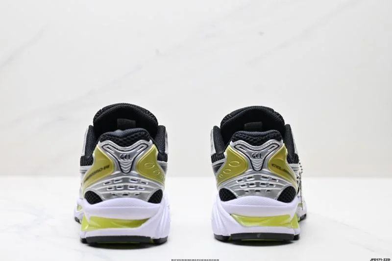 Efficient Asics Shoes 3732