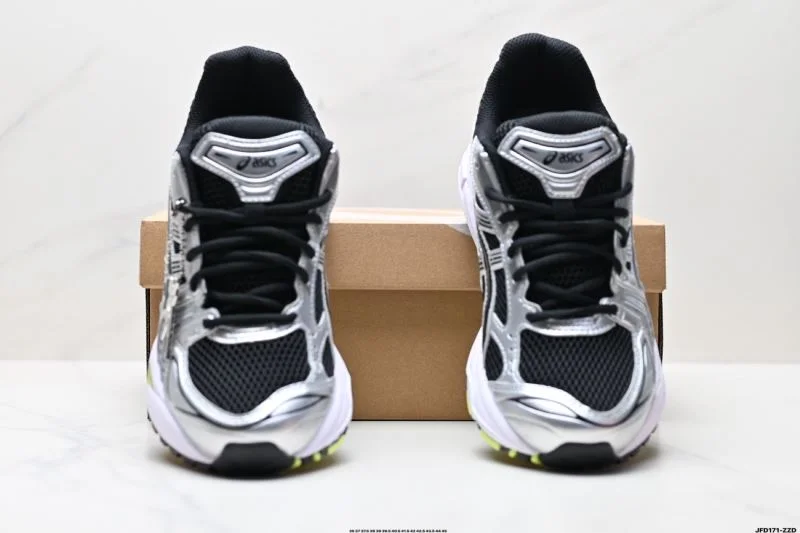 Efficient Asics Shoes 3732