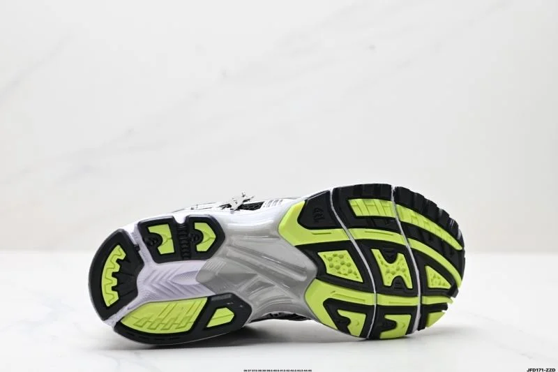 Efficient Asics Shoes 3732