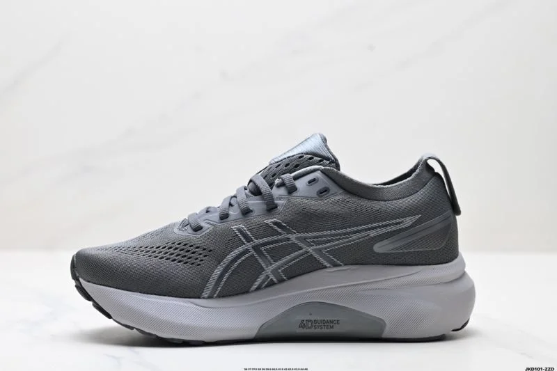 Functional Asics Shoes 3723