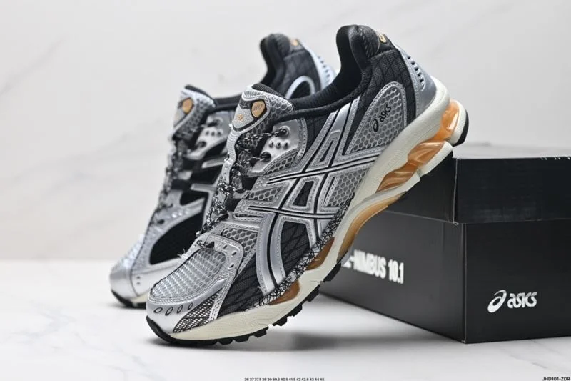 Comfortable Asics Shoes 3709