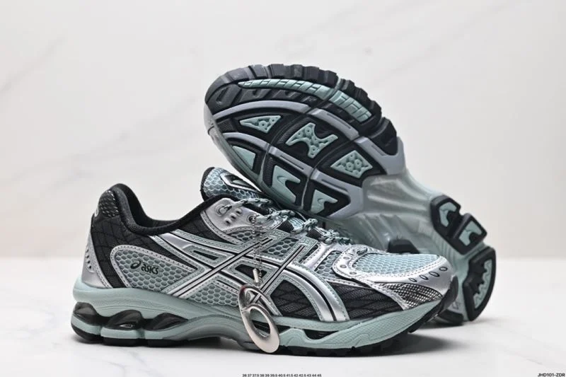 Asics Shoes Attractive 3808