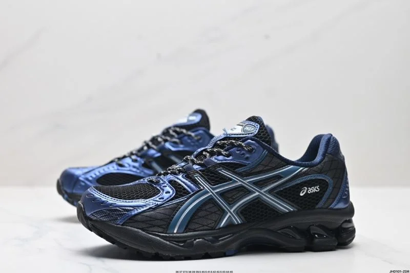 Attractive Asics Shoes 3712