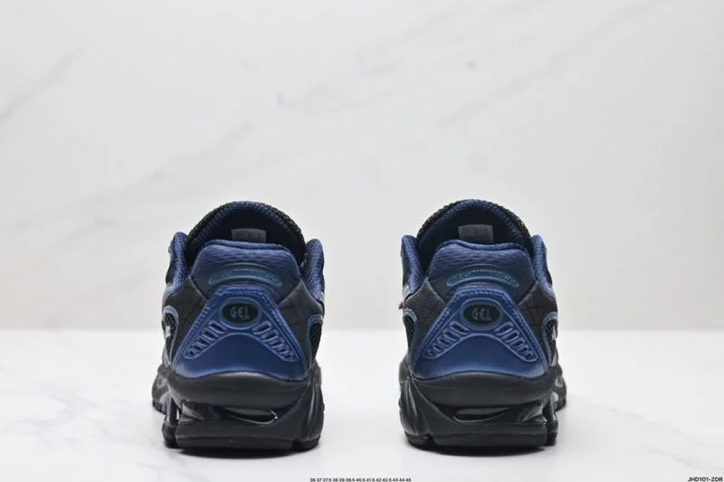 Attractive Asics Shoes 3712