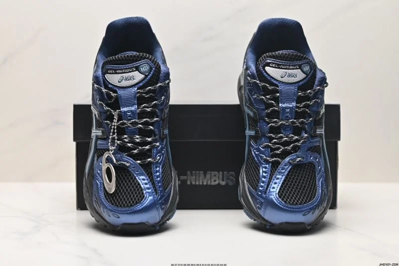 Attractive Asics Shoes 3712