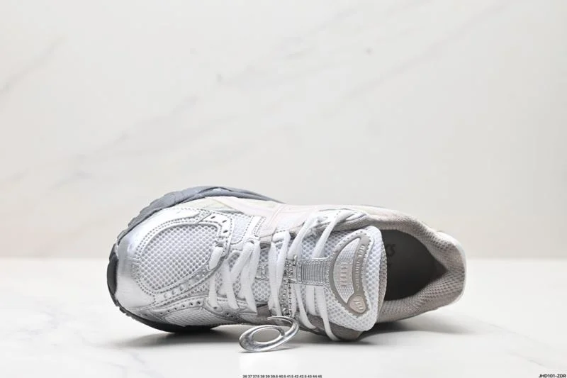 Asics Shoes FastDry 3711