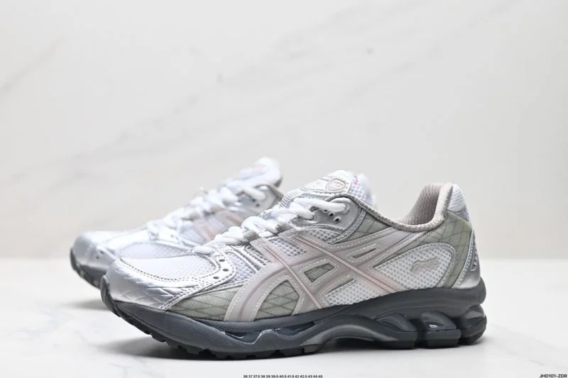 Asics Shoes FastDry 3711