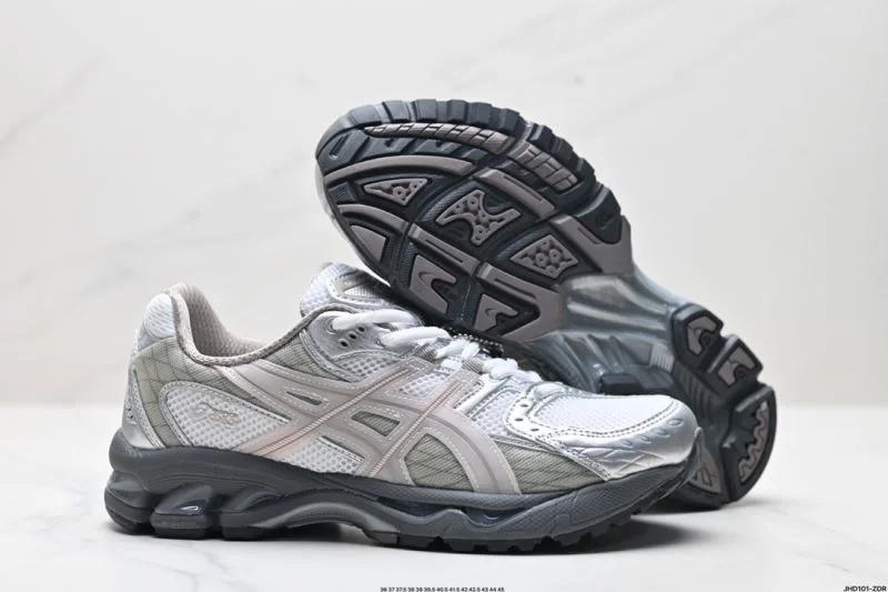 Asics Shoes FastDry 3711