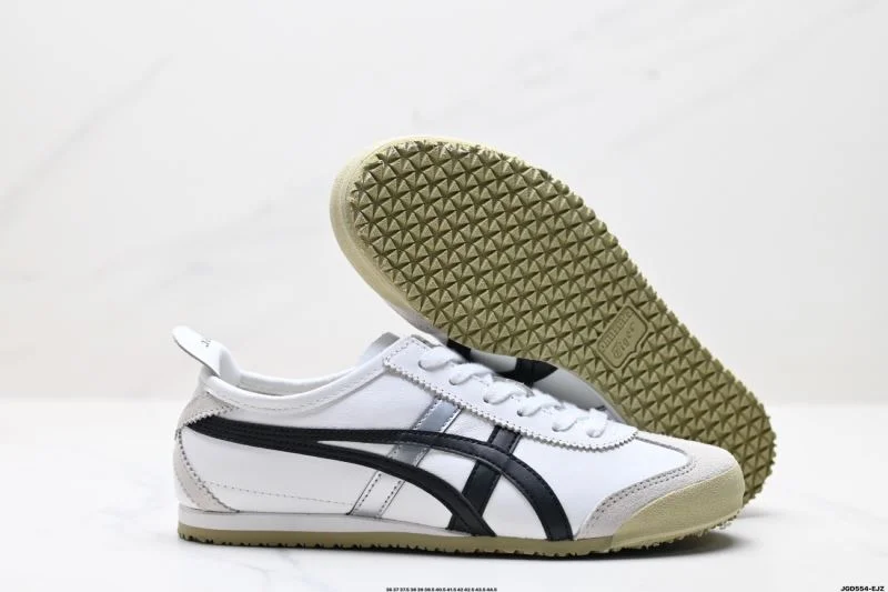 Asics Shoes Casual 3704