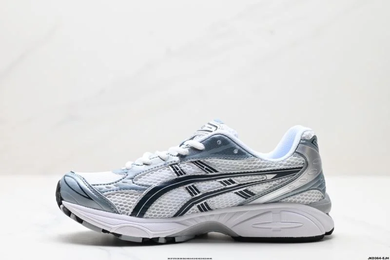 MoistureWicking Asics Shoes 3698