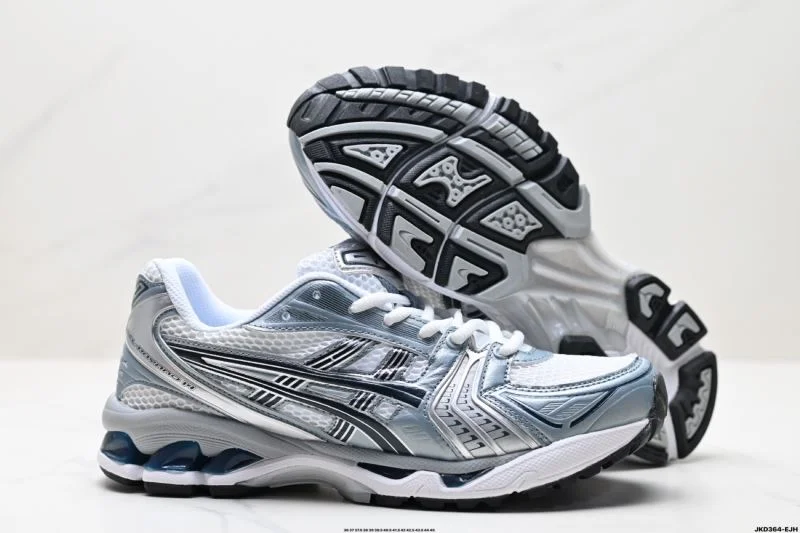 MoistureWicking Asics Shoes 3698