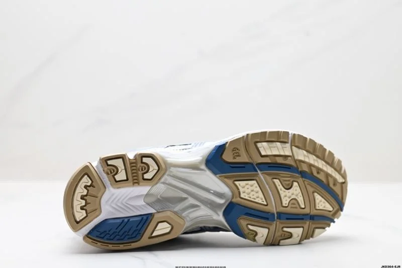 Asics Shoes Casual 3692