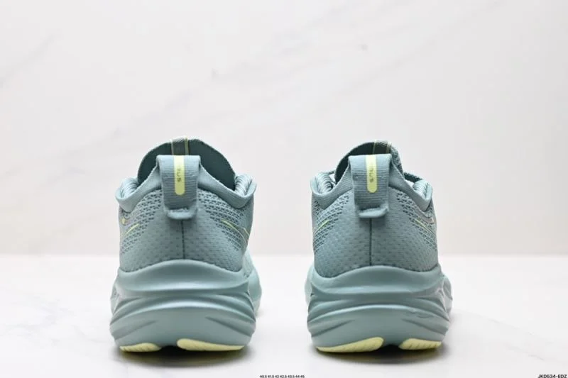 UrbanStyle Asics Shoes 3685