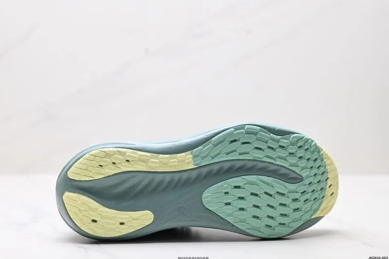 UrbanStyle Asics Shoes 3685