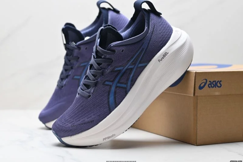 Attractive Asics Shoes 3713
