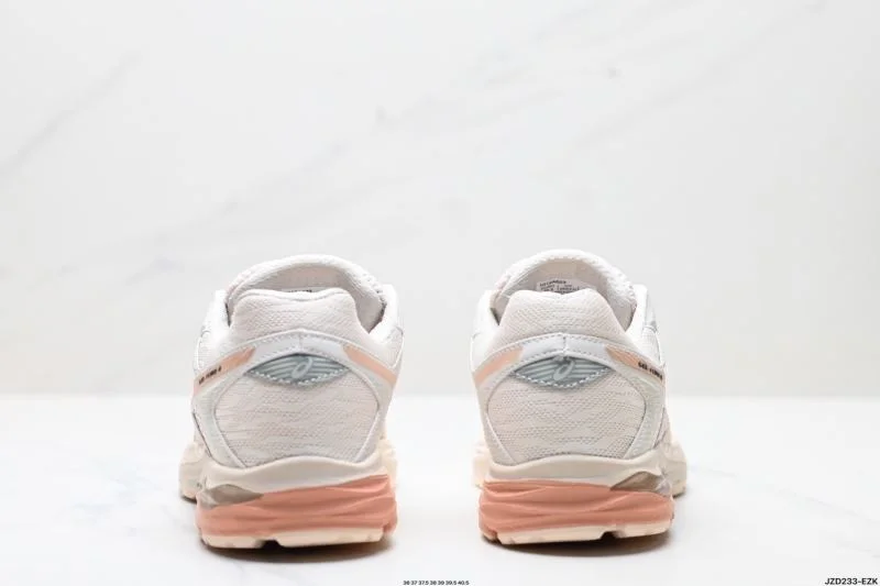 Asics Shoes Modern 3670