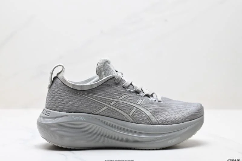 Cozy Asics Shoes 3672