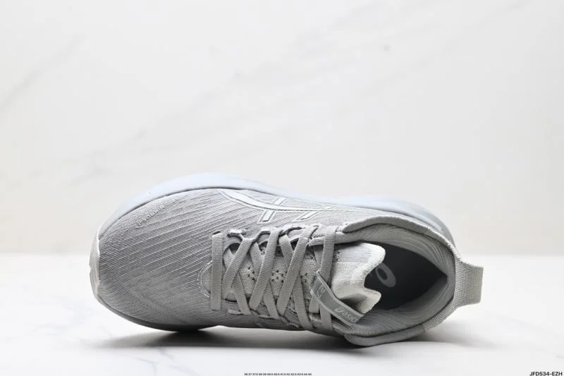 Cozy Asics Shoes 3672