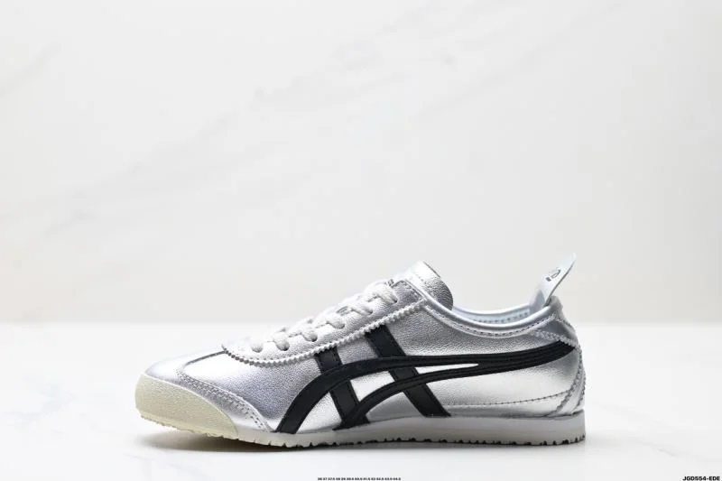 Asics Shoes Sleek 3676
