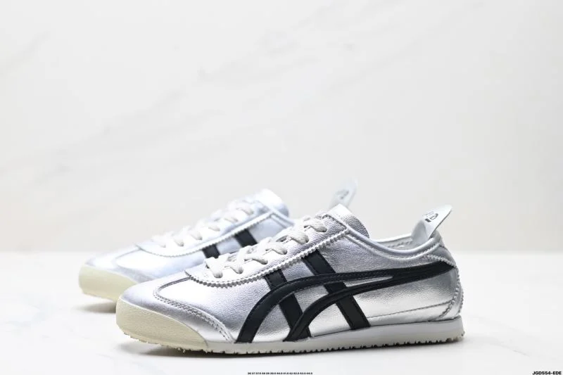 Asics Shoes Sleek 3676