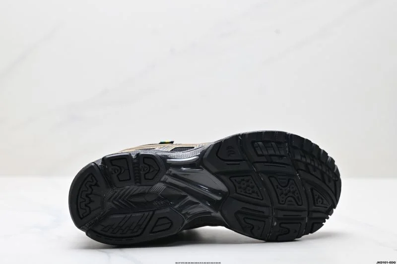 EasyMatch Asics Shoes 3666