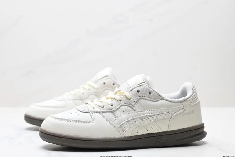 Asics Shoes Minimalist 3718