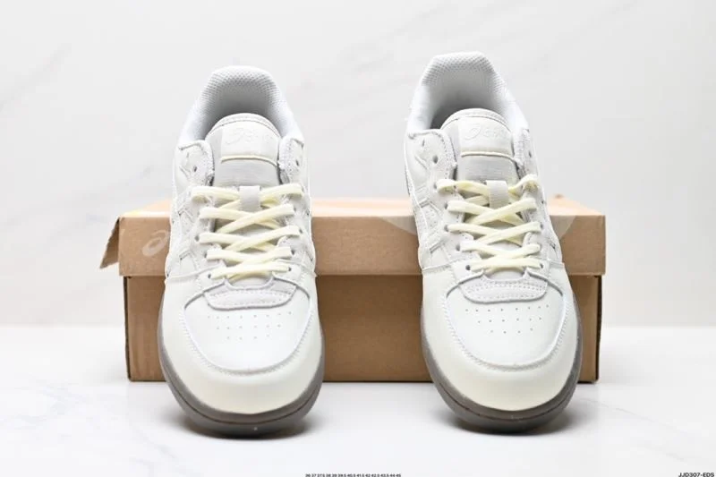 Asics Shoes Minimalist 3718