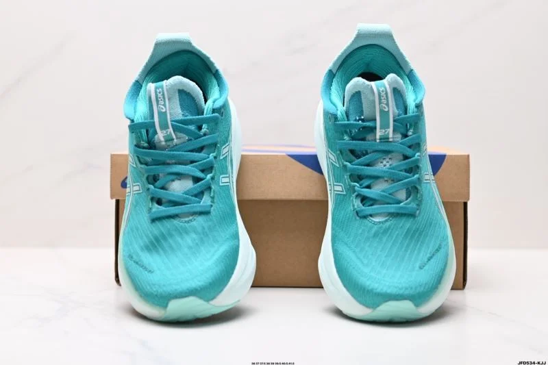 Asics Shoes FastDry 3657