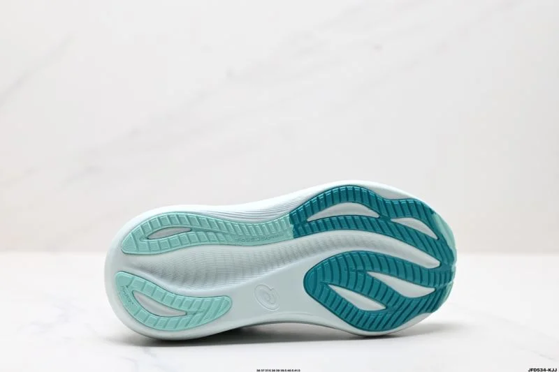 Asics Shoes FastDry 3657
