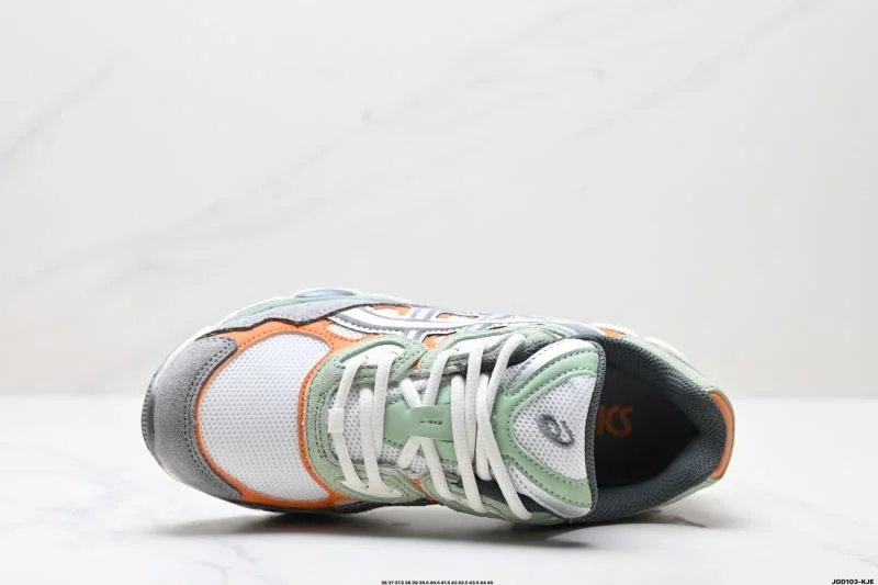 Asics Shoes Compact 3703