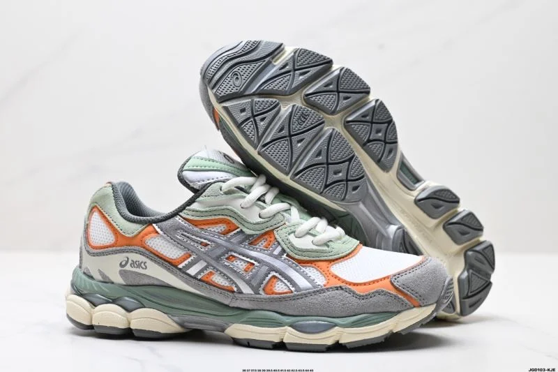 Asics Shoes Compact 3703