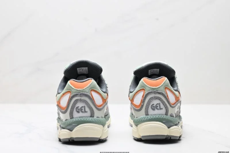 Asics Shoes Compact 3703