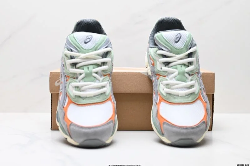 Asics Shoes Compact 3703