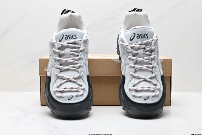 Effortless Asics Shoes 3640