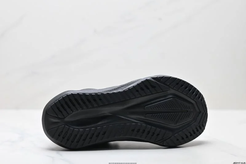 Snug Asics Shoes 3627