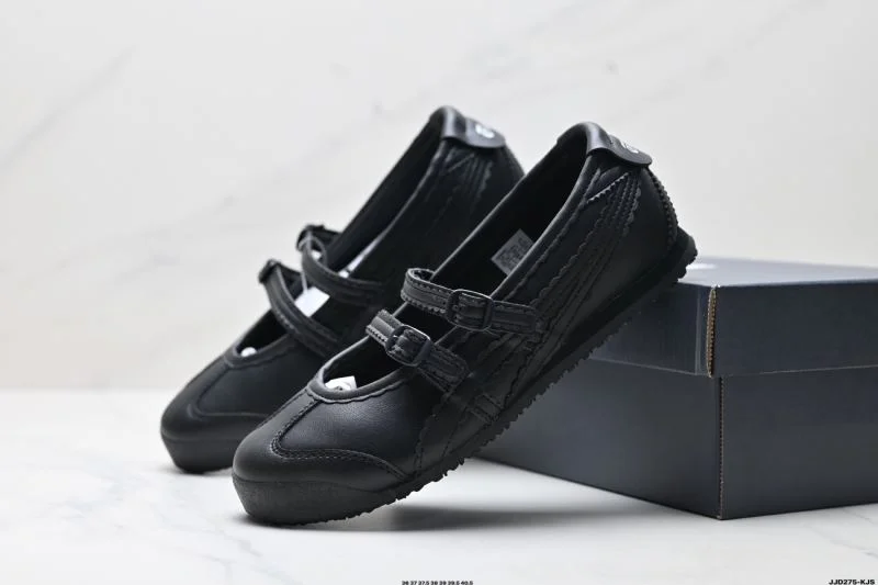Asics Shoes Flexible 3626