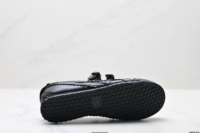 Asics Shoes Flexible 3626