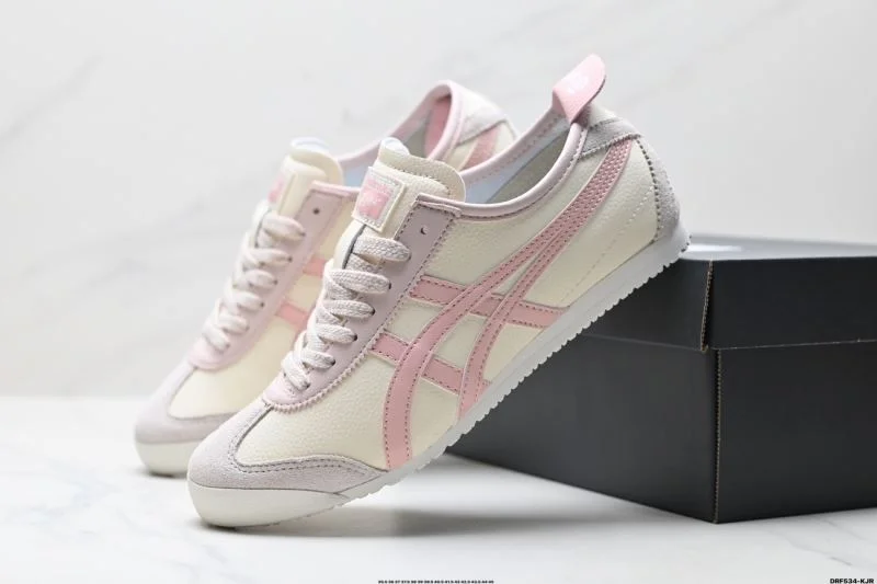 Asics Shoes Unique 3638