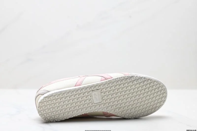 Asics Shoes Unique 3638