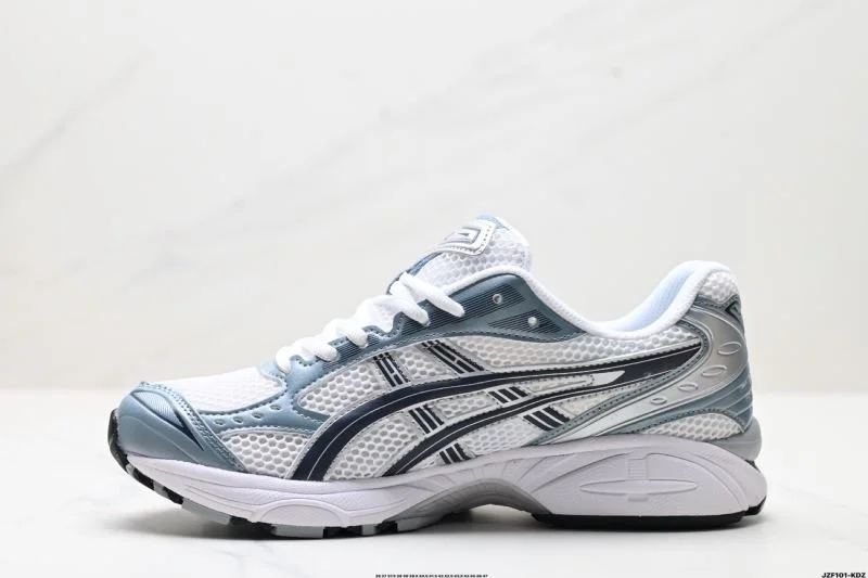 Asics Shoes Refined 3625