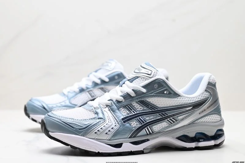 Asics Shoes Refined 3625