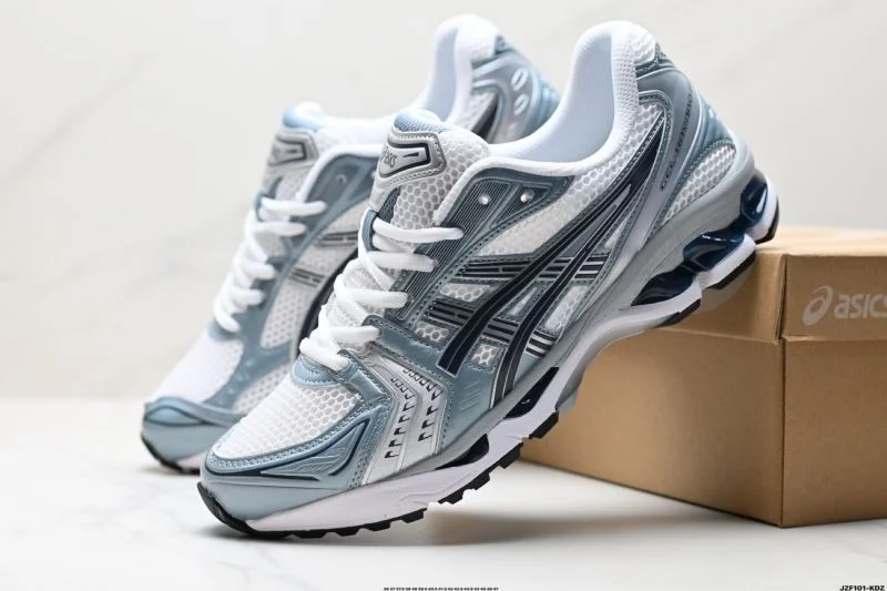 Asics Shoes Refined 3625