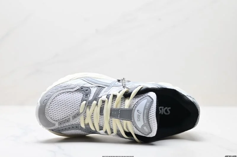 TravelReady Asics Shoes 3618